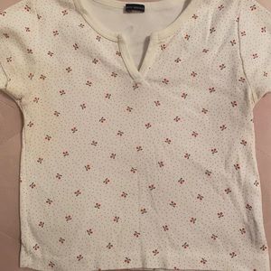 Brandy Melville T-shirt